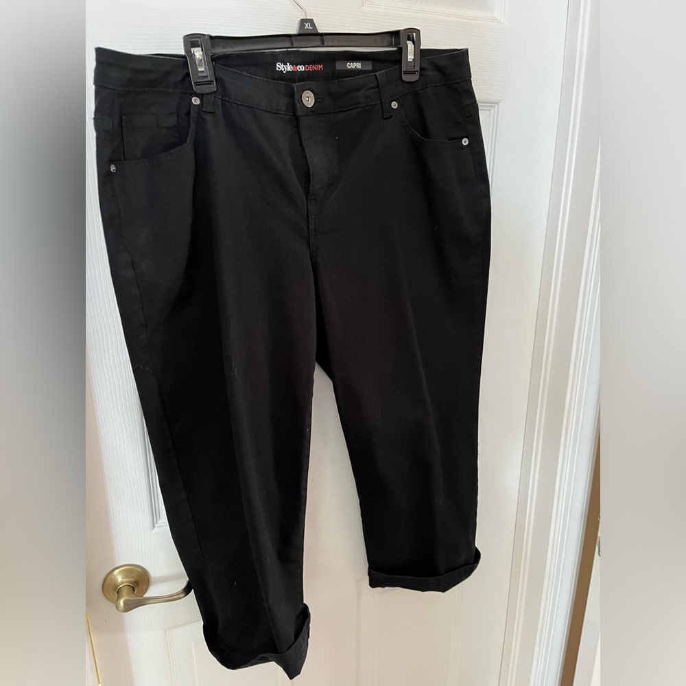Style & co capri pants